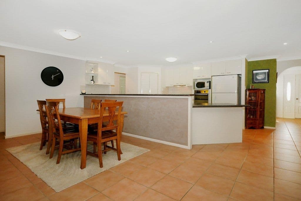 12 Glenmorgan Court, GLENVALE QLD 4350, Glenvale - Thumbnail 3