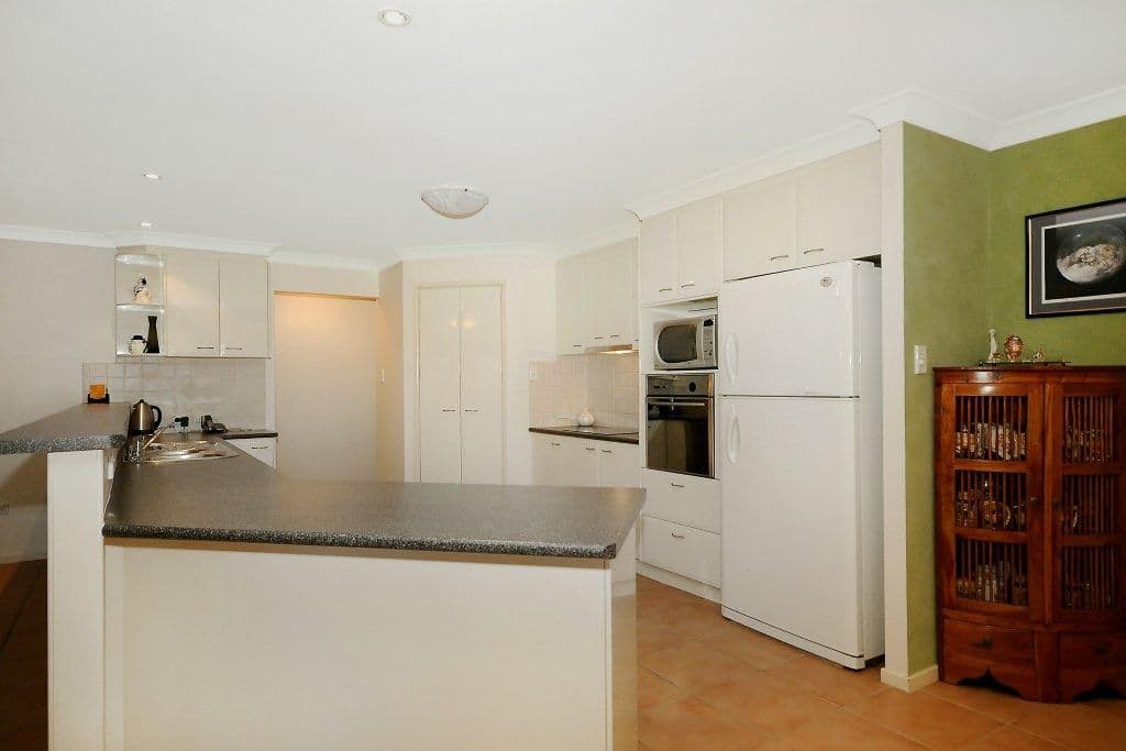 12 Glenmorgan Court, GLENVALE QLD 4350, Glenvale - Thumbnail 7