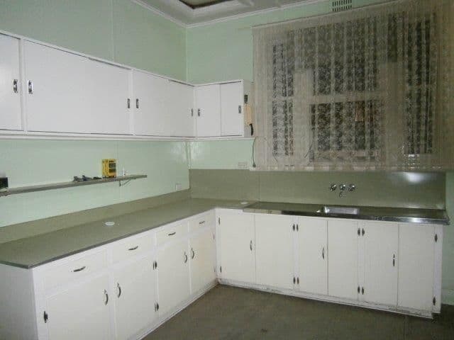192 Bromide Street, BROKEN HILL NSW 2880, Broken Hill - Thumbnail 2