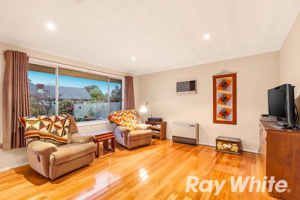 19 Larne Avenue, Bayswater VIC 3153, Bayswater - Thumbnail 4