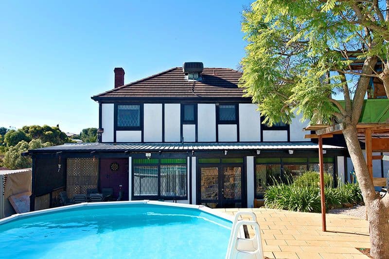 2 Slade Crescent, HALLETT COVE SA 5158, Hallett Cove - Thumbnail 2