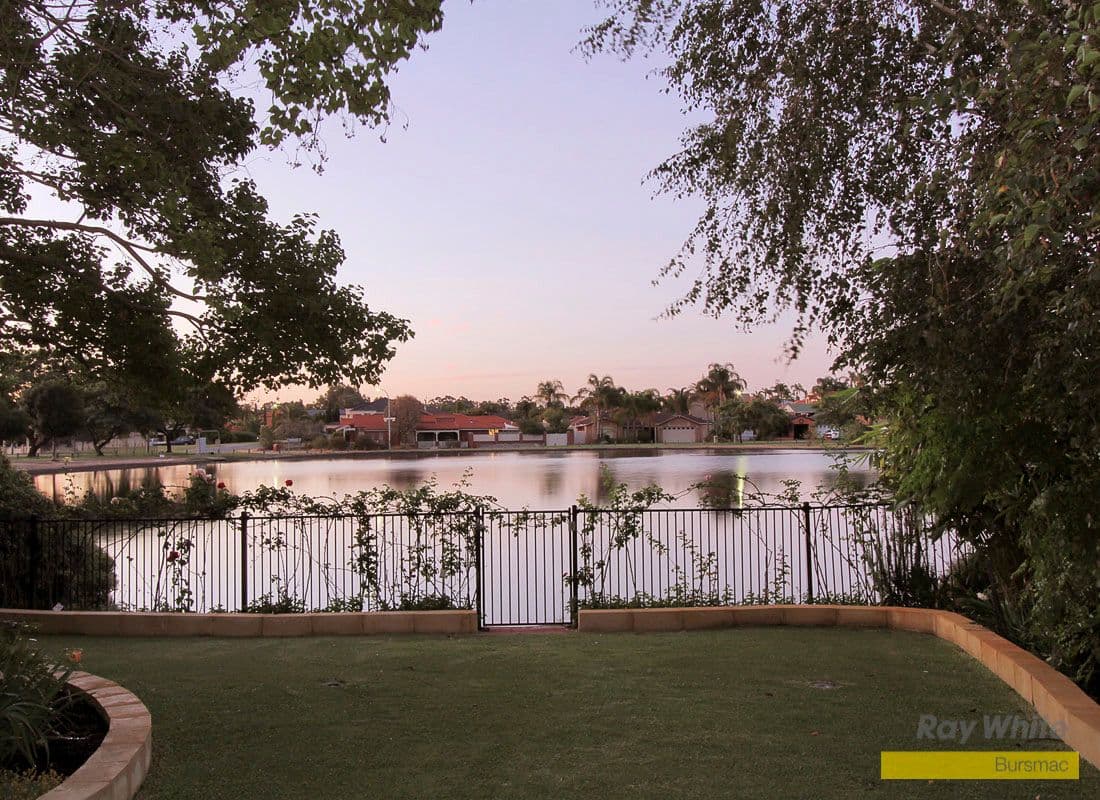 7 Alta Laguna Crescent, BALLAJURA WA 6066, Ballajura - Thumbnail 2