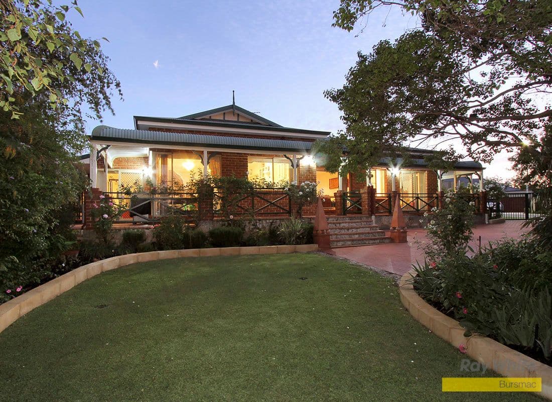 7 Alta Laguna Crescent, BALLAJURA WA 6066, Ballajura - Thumbnail 3