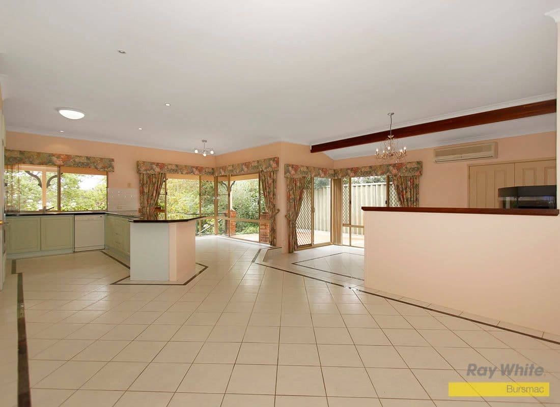 7 Alta Laguna Crescent, BALLAJURA WA 6066, Ballajura - Thumbnail 7