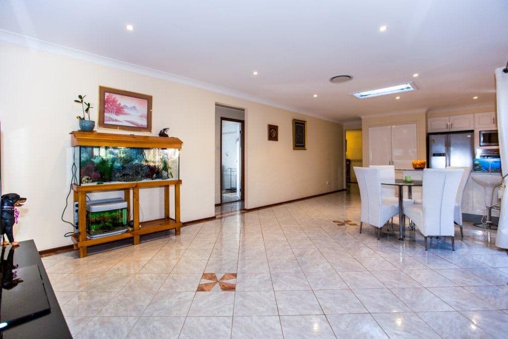 4 Phoenix Place, NARELLAN VALE NSW 2567, Narellan Vale - Thumbnail 3