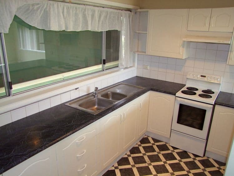 14 Millard Close, SINGLETON NSW 2330, Singleton - Thumbnail 4