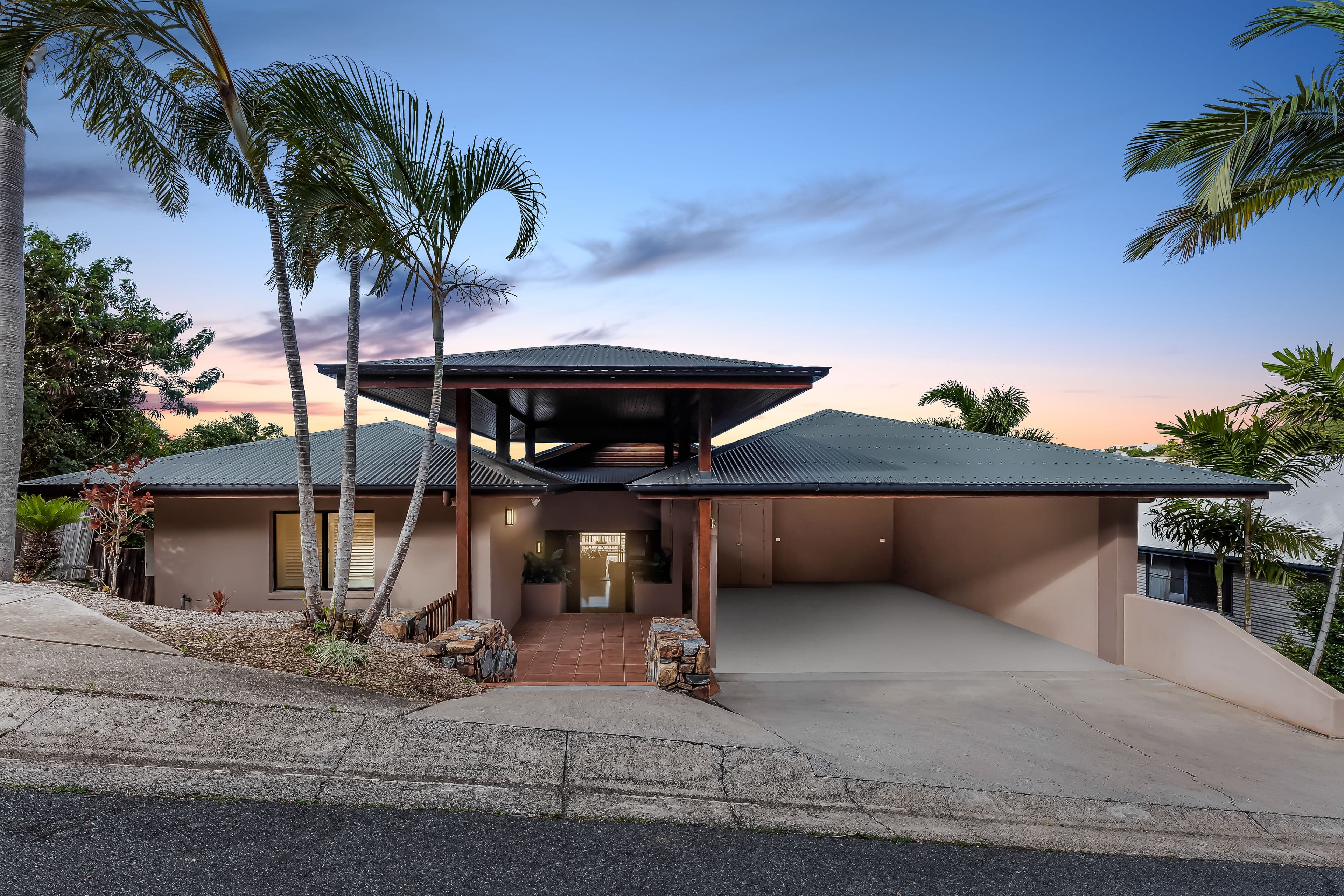 10 Nara Avenue, Airlie Beach QLD 4802, Airlie Beach - Thumbnail 4
