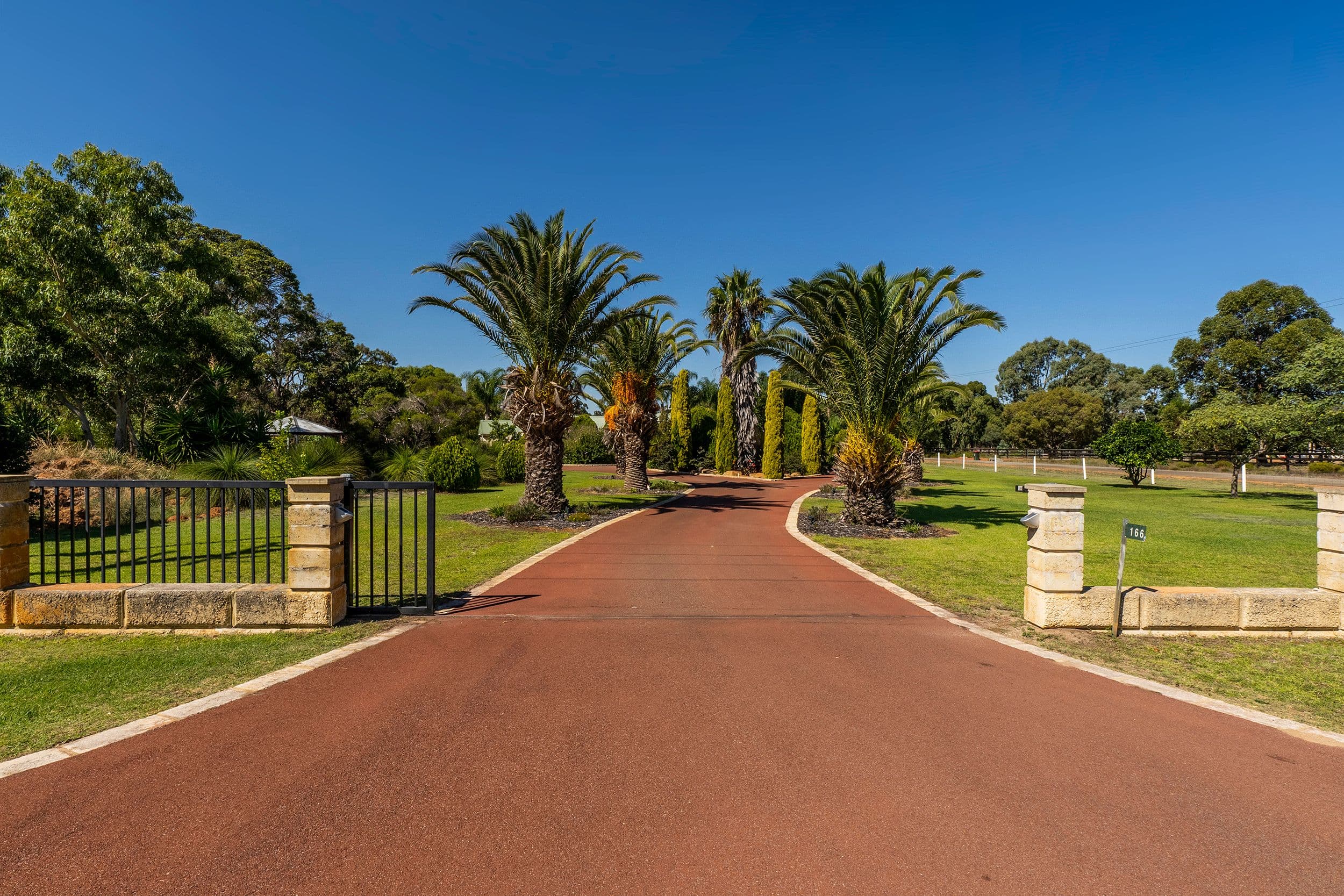 166 Payne Street, Muchea WA 6501, Muchea - Thumbnail 2