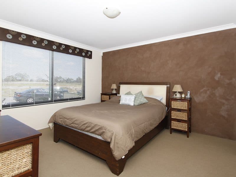 11 Cinnabar Bend, Aveley, WA, 6069, Aveley - Thumbnail 5