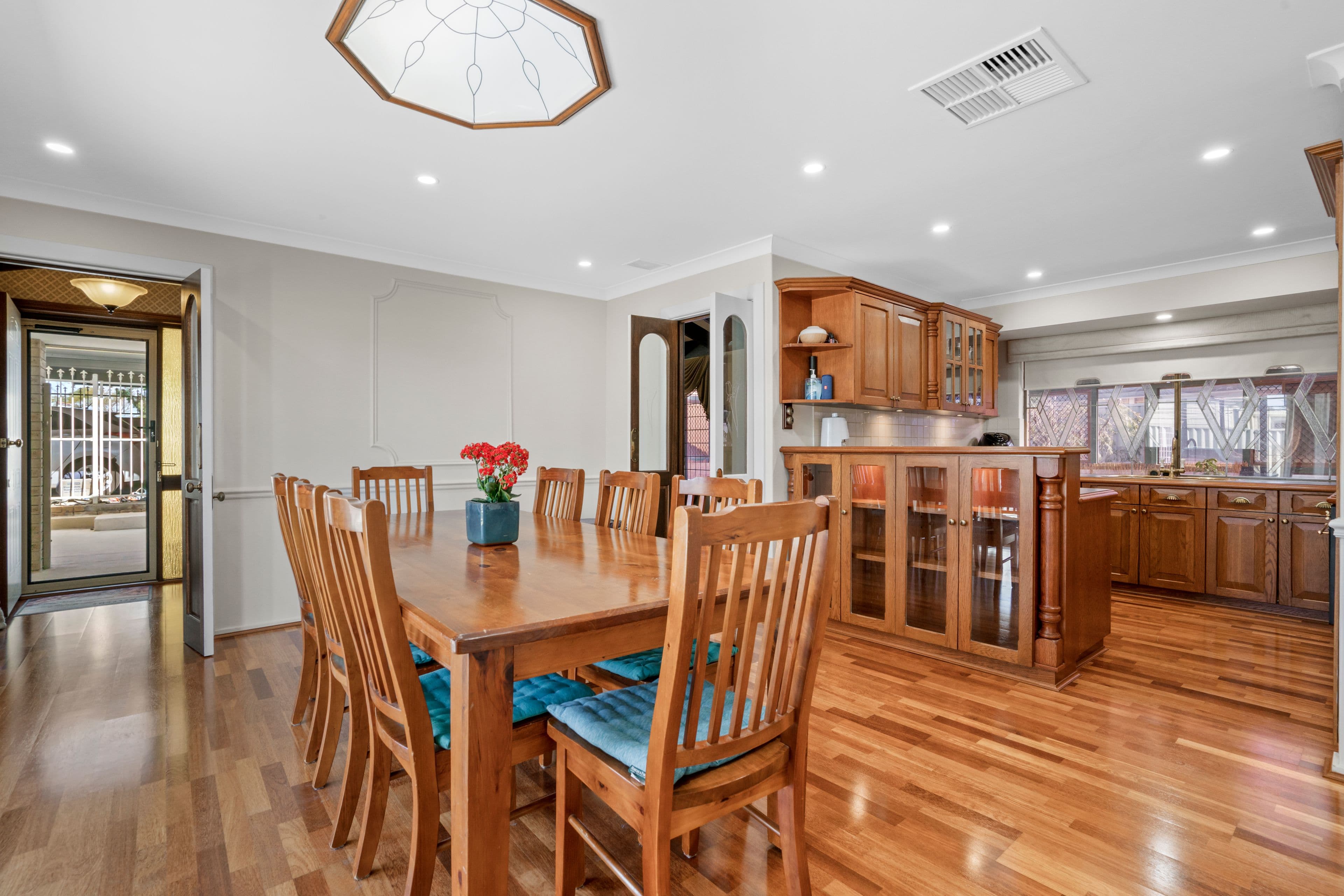 77 Mason Court, South Lake WA 6164, South Lake - Thumbnail 8
