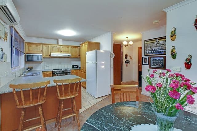 21A Howard Street, RESERVOIR VIC 3073, Reservoir - Thumbnail 2