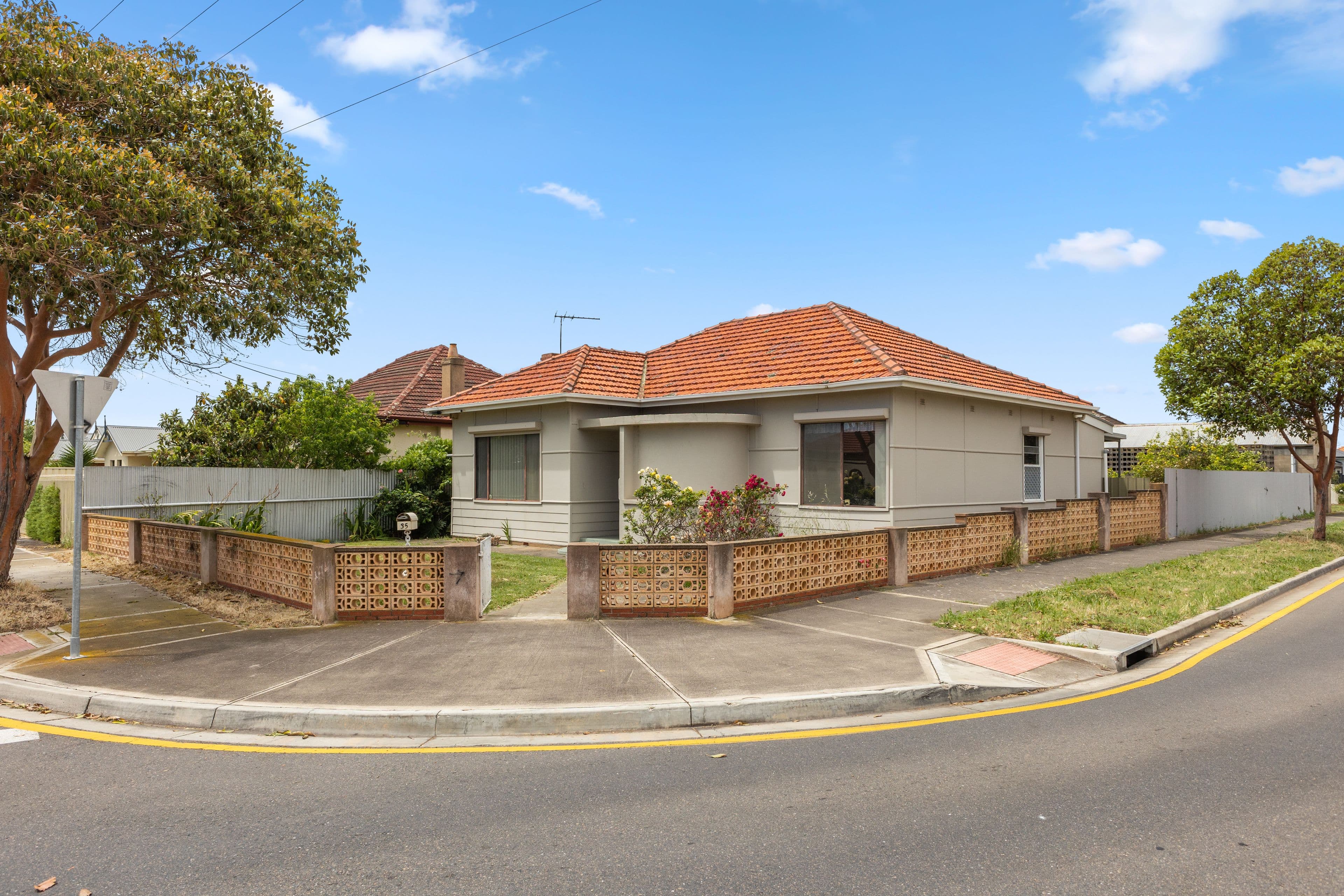 35 De Haviland Avenue, Hendon SA 5014, Hendon - Image 1