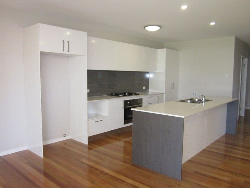 6 Richardson Street, CHELMER QLD 4068, Chelmer - Thumbnail 3