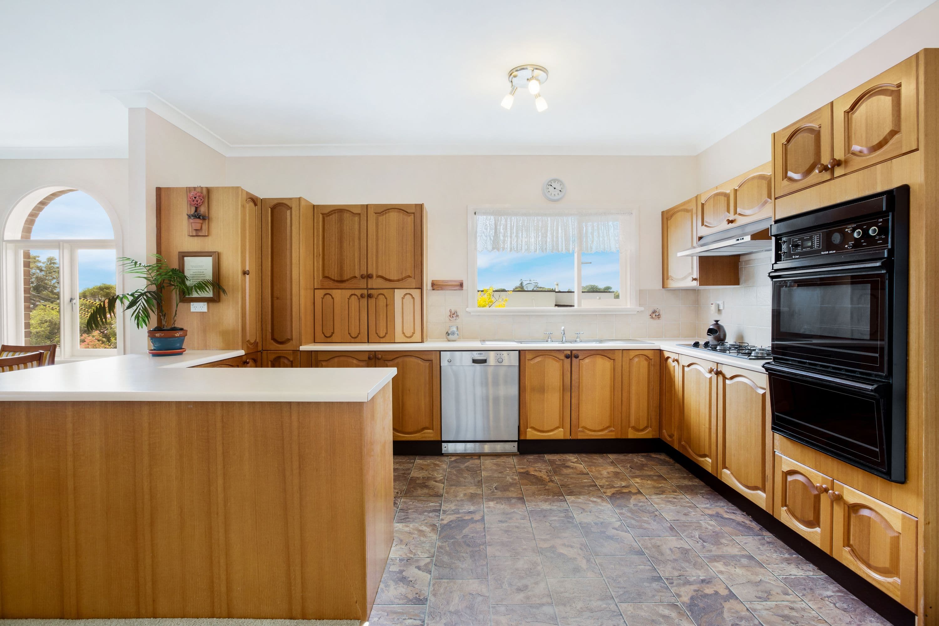 3 Duchess Avenue, Rodd Point - Thumbnail 4