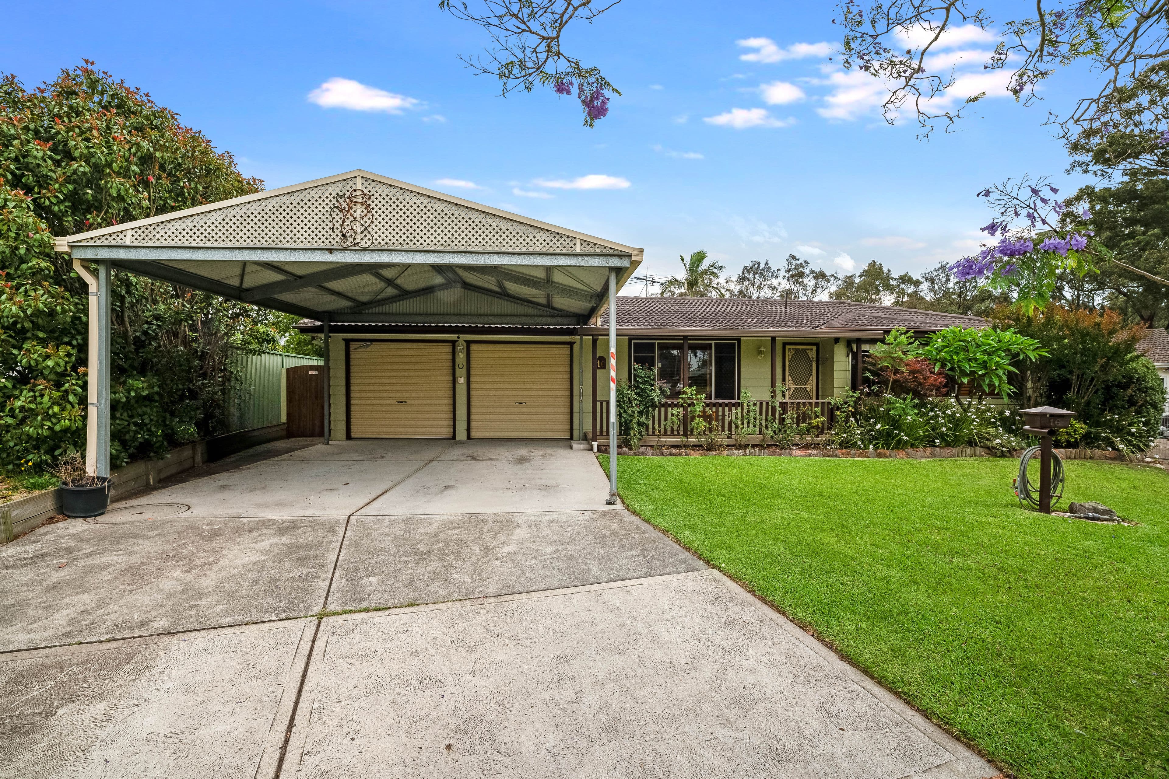 16 Saarinen Close, Thornton NSW 2322, Thornton - Image 1
