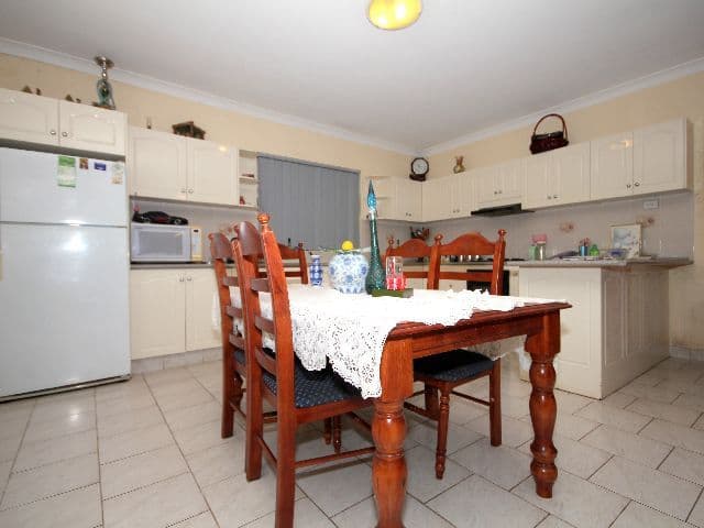 138 Wangee Road, GREENACRE NSW 2190, Greenacre - Thumbnail 4