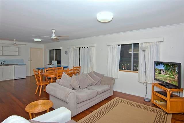 9 Donkin Lane, MISSION BEACH QLD 4852, Mission Beach - Thumbnail 3