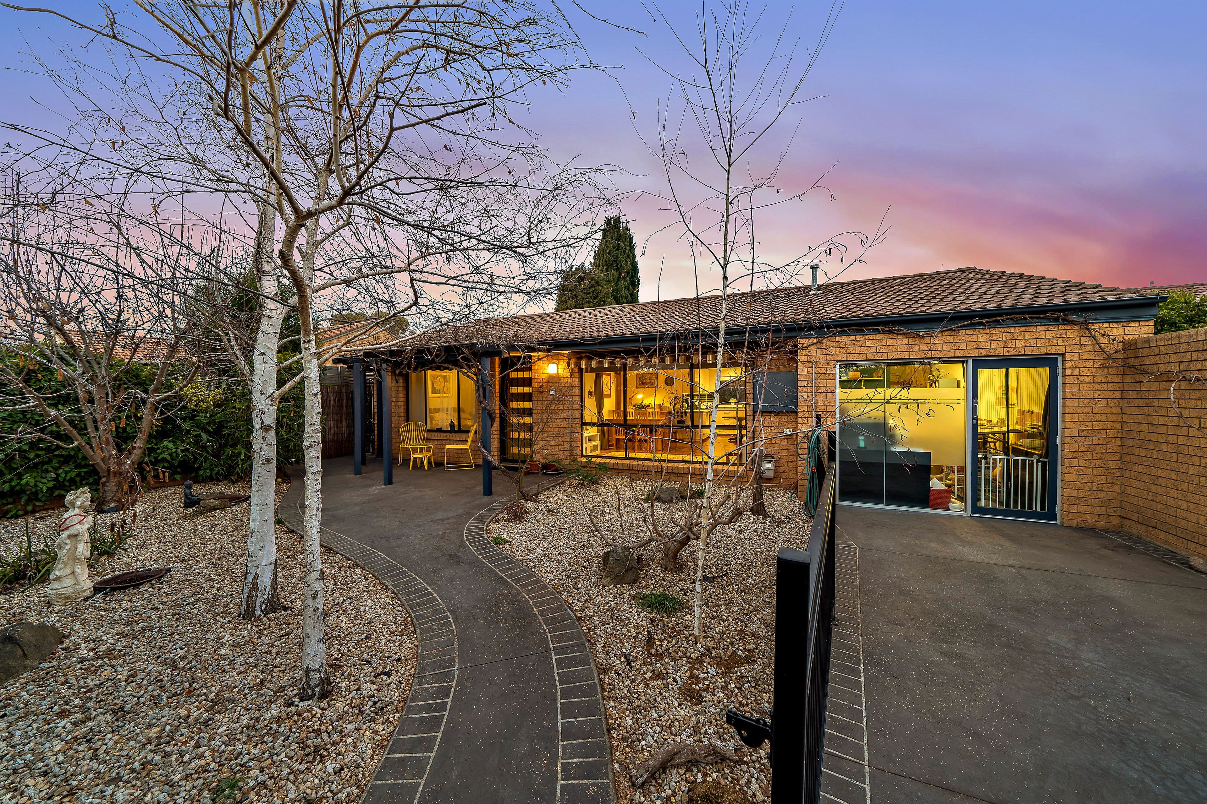 23 Grover Crescent, McKellar ACT 2617, McKellar - Thumbnail 2