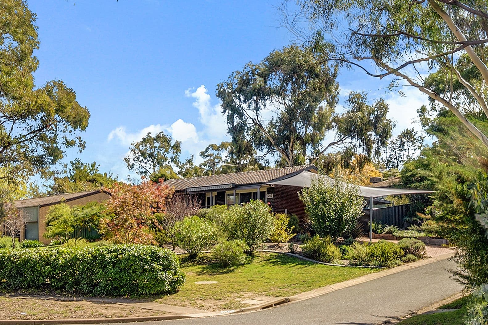 206 Longmore Crescent, Wanniassa ACT 2903, Wanniassa - Thumbnail 2
