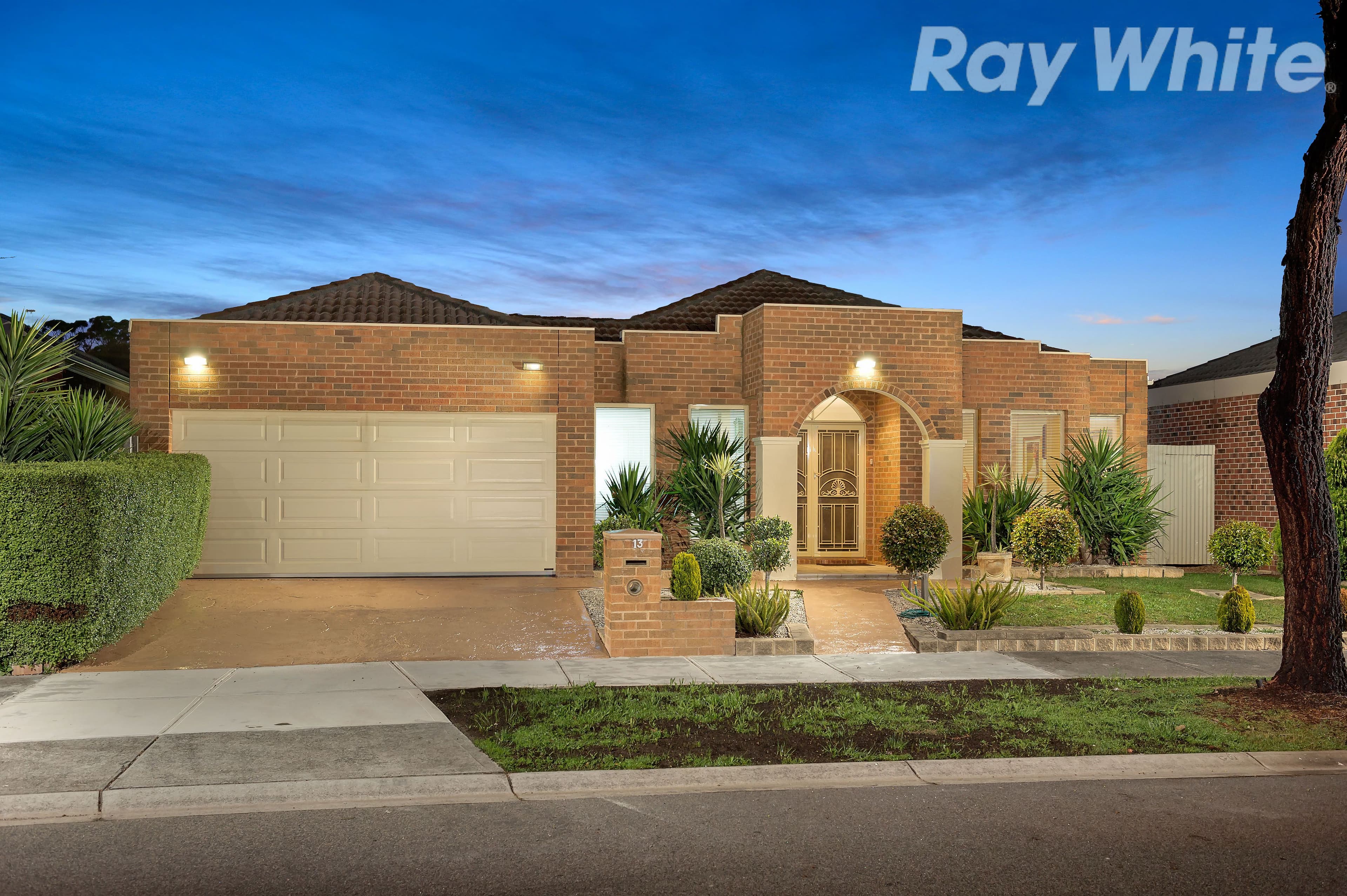 13 Parkside View, South Morang VIC 3752, South Morang - Image 1