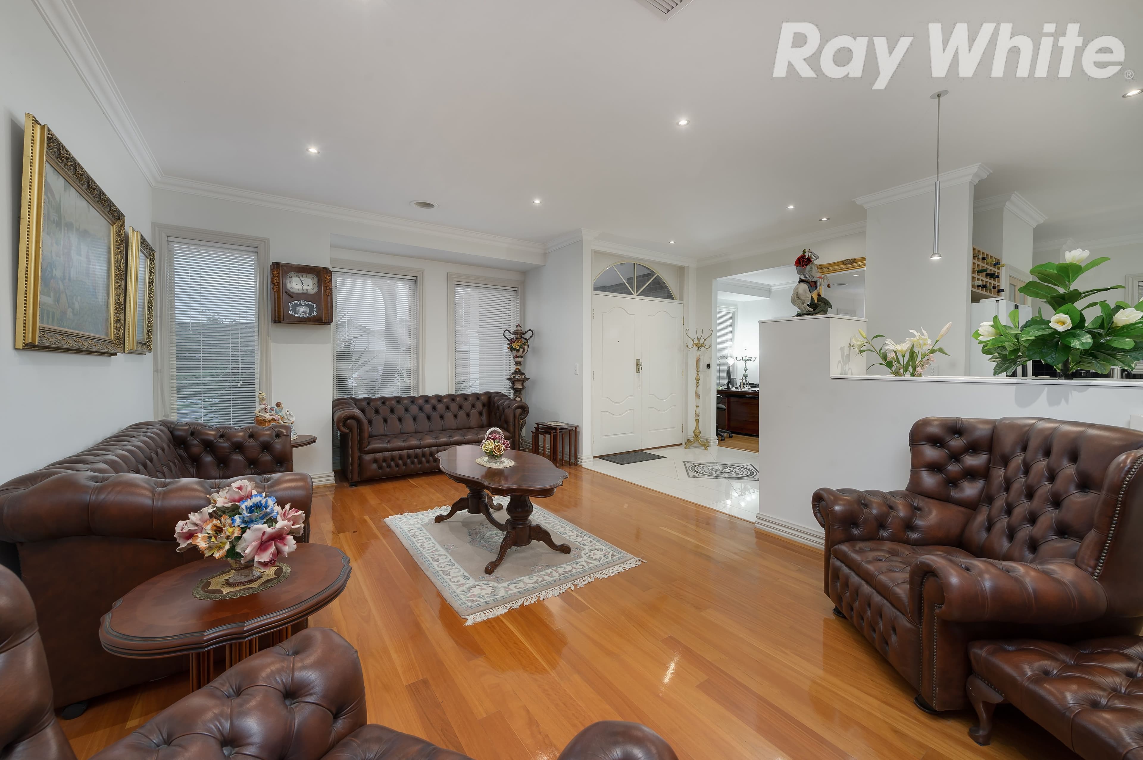 13 Parkside View, South Morang VIC 3752, South Morang - Thumbnail 2