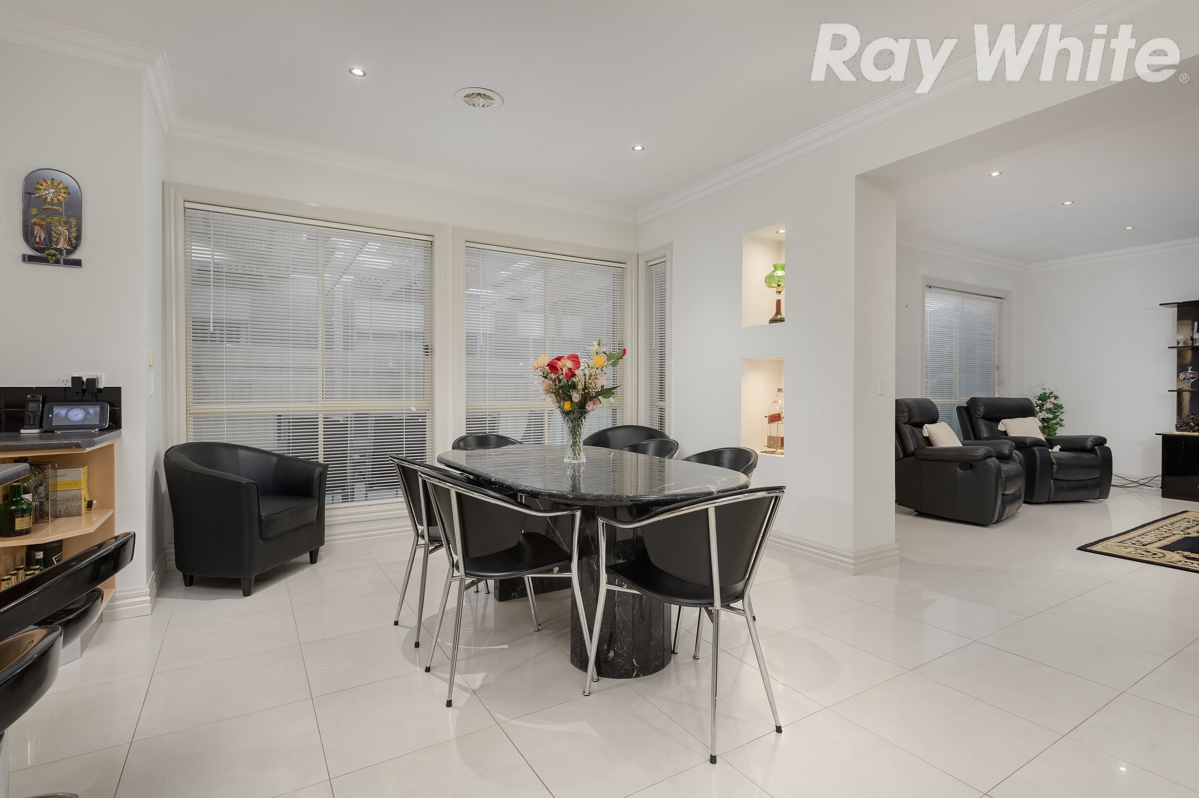 13 Parkside View, South Morang VIC 3752, South Morang - Thumbnail 4