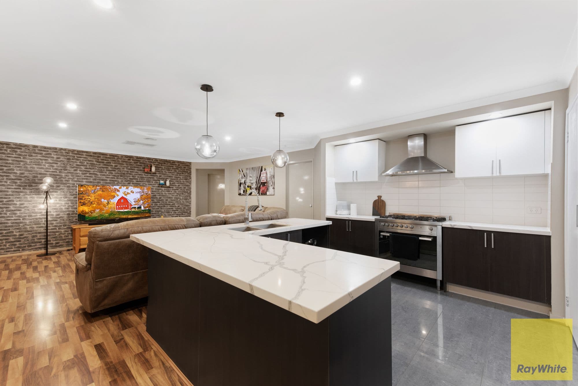14 Barchester Avenue, Truganina VIC 3029, Truganina - Thumbnail 7