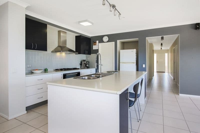 2 Auhl Court, West Wodonga VIC 3690, West Wodonga - Thumbnail 3
