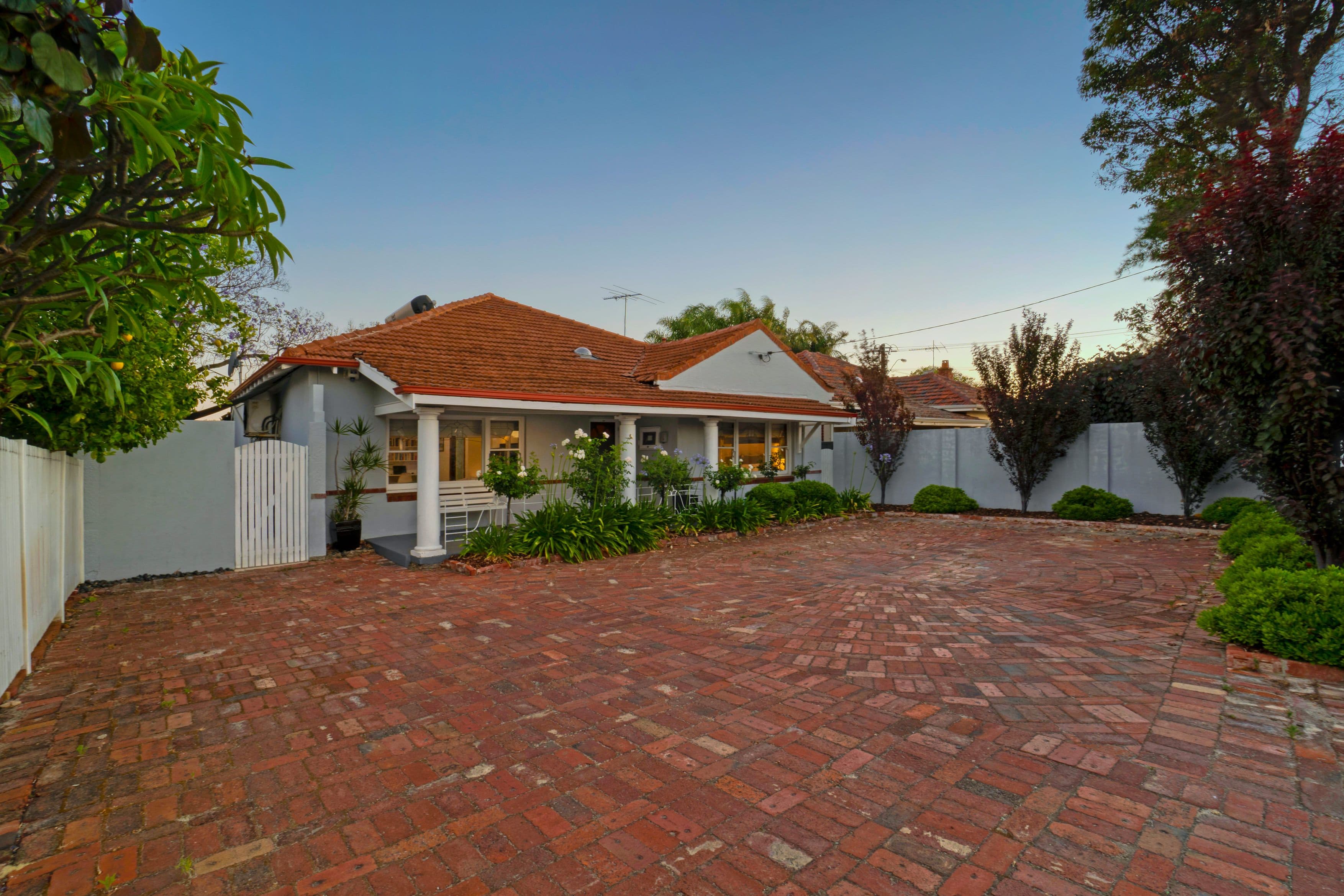 38 Walter Road West, Inglewood WA 6052, Inglewood - Thumbnail 2