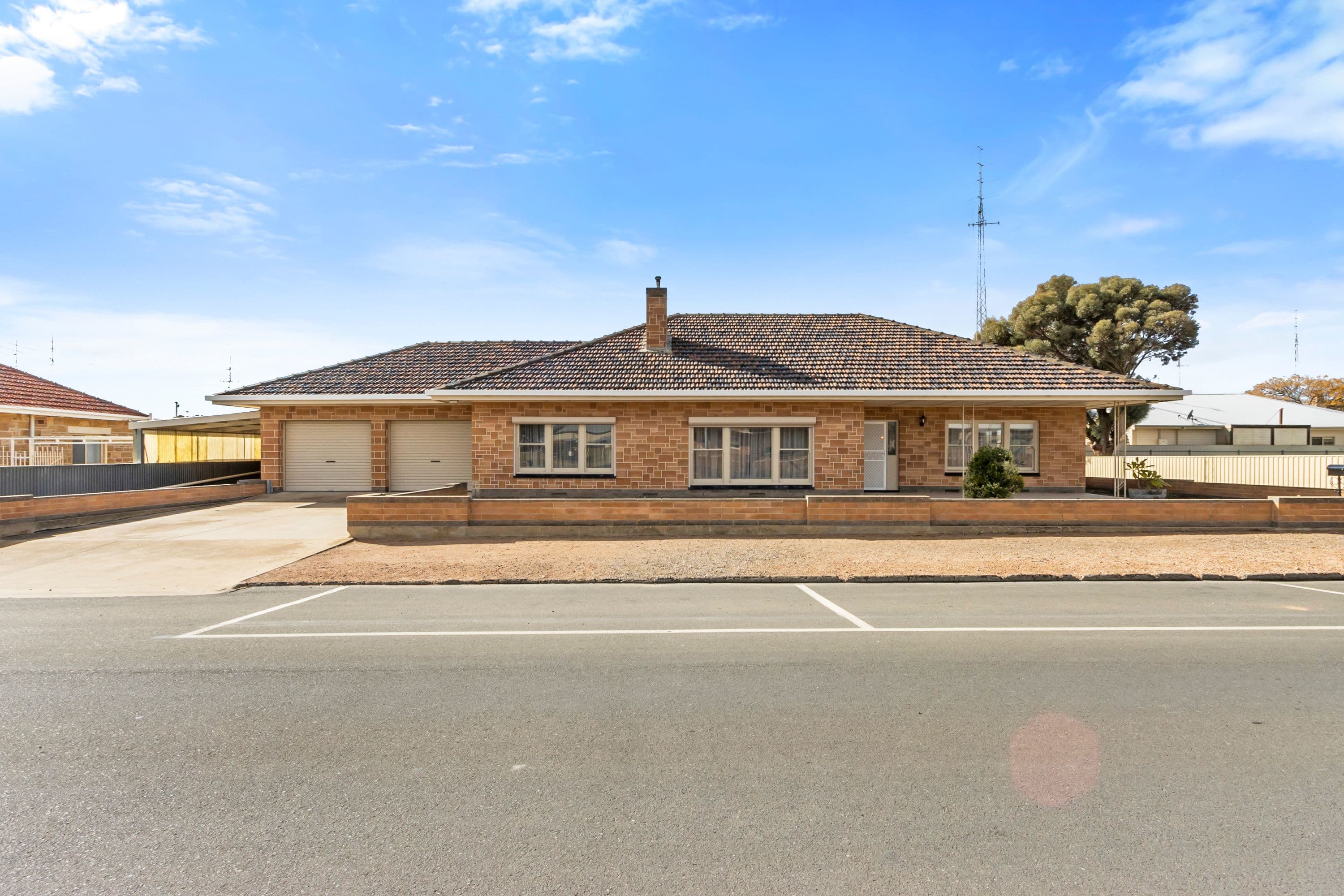 18 Hallett Street, Kadina SA 5554, Kadina - Image 1