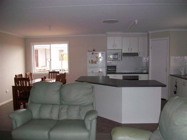34 Alex Parade, ROMA QLD 4455, Roma - Thumbnail 3