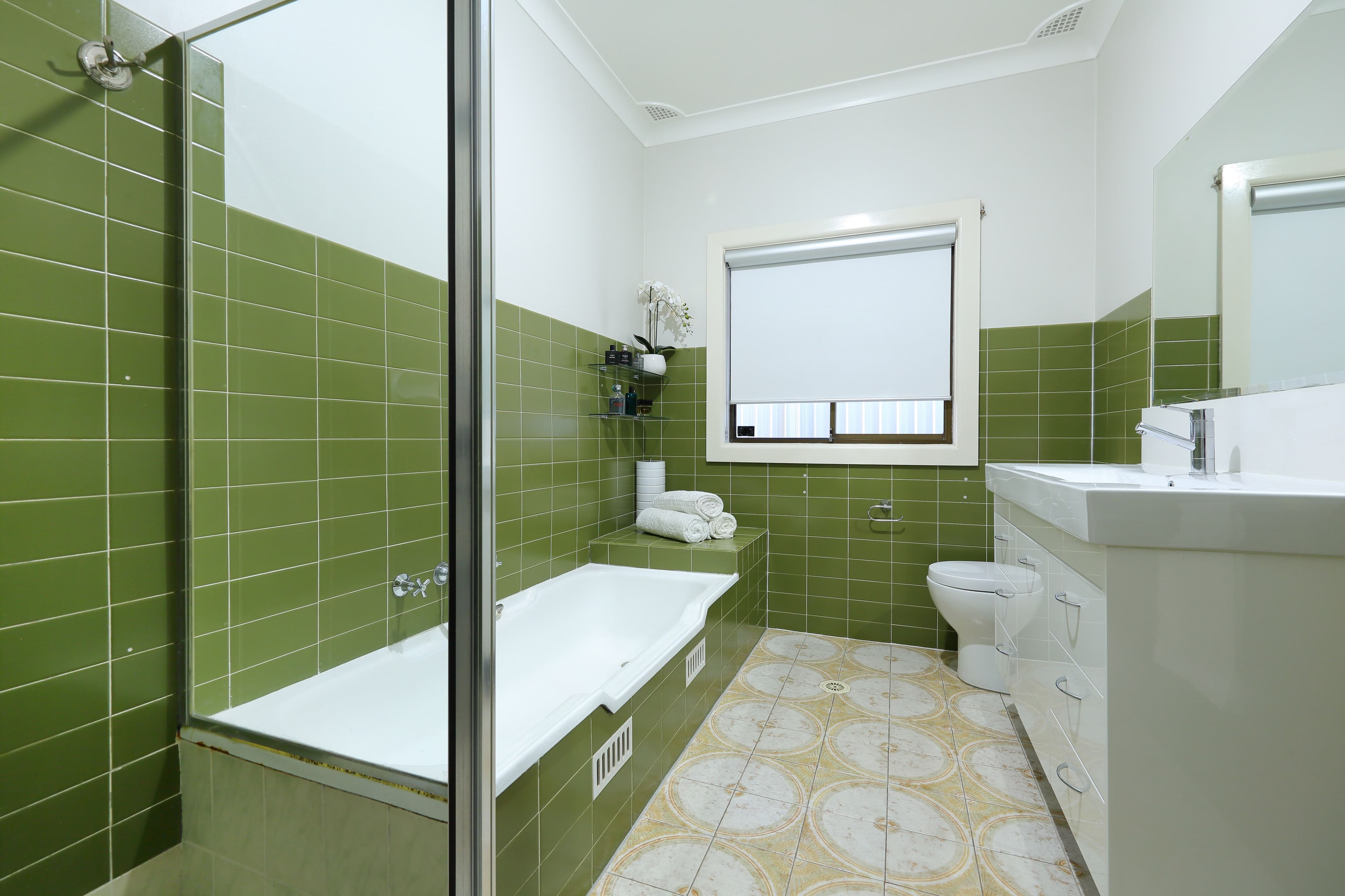4 Tonitto Avenue, Peakhurst NSW 2210, Peakhurst - Thumbnail 6