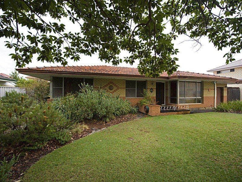 260 Knutsford Avenue, KEWDALE WA 6105, Kewdale - Image 1