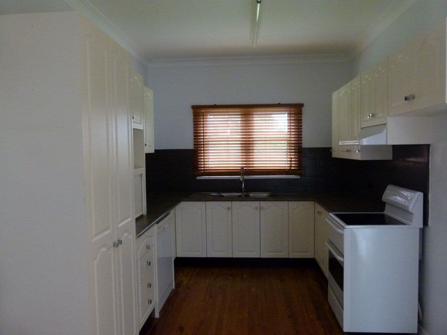 49 Patterson Street, Forbes NSW 2871, Forbes - Thumbnail 5