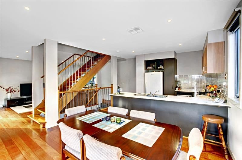 26 Springthorpe Boulevard, MACLEOD VIC 3085, Macleod - Thumbnail 4