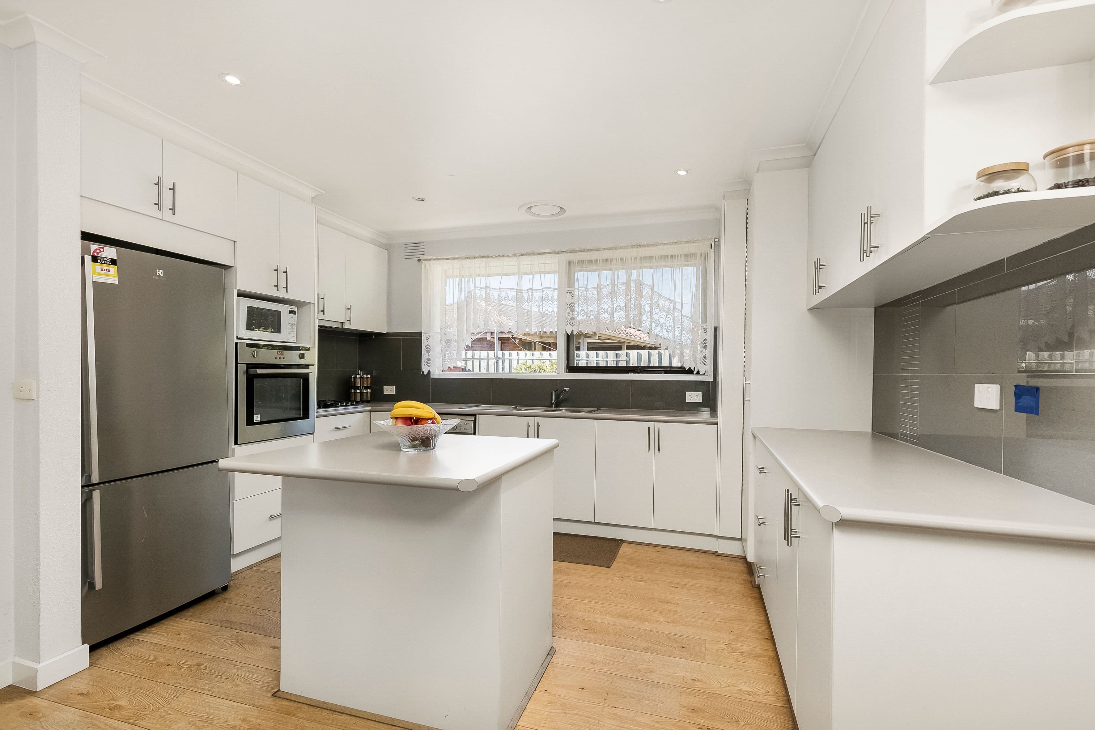 5 Loddon Court, Clayton South VIC 3169, Clayton South - Thumbnail 2