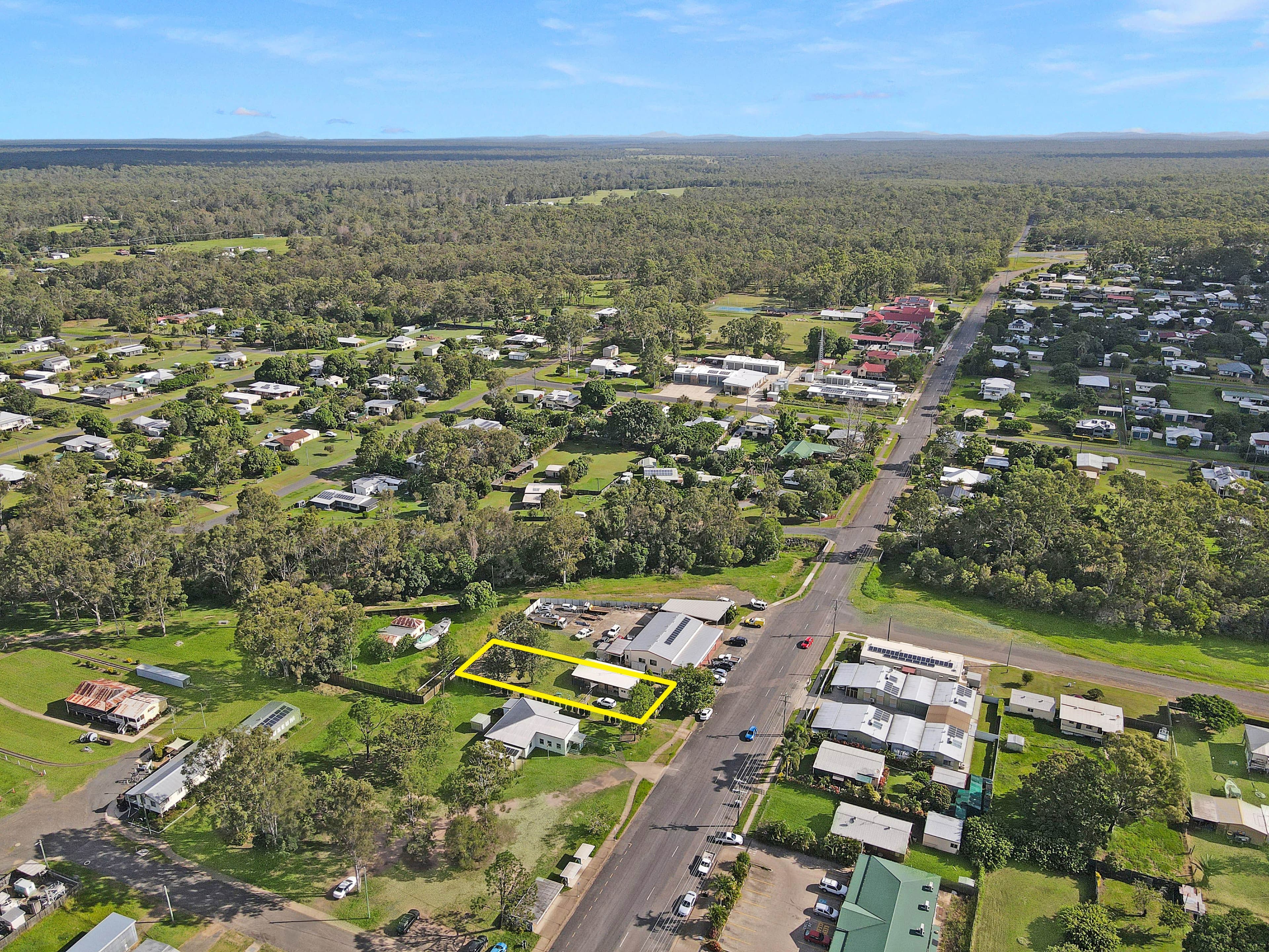 84 William Street, Howard QLD 4659, Howard - Thumbnail 3