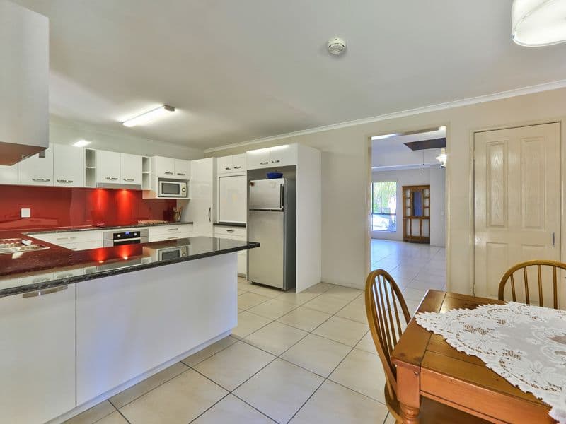 10 Kinsella Street, BELMONT QLD 4153, Belmont - Thumbnail 5