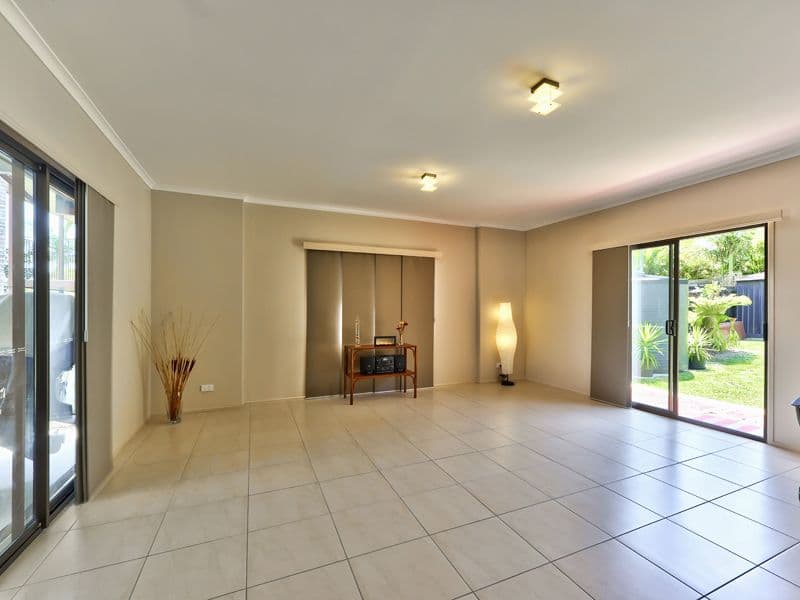 10 Kinsella Street, BELMONT QLD 4153, Belmont - Thumbnail 8