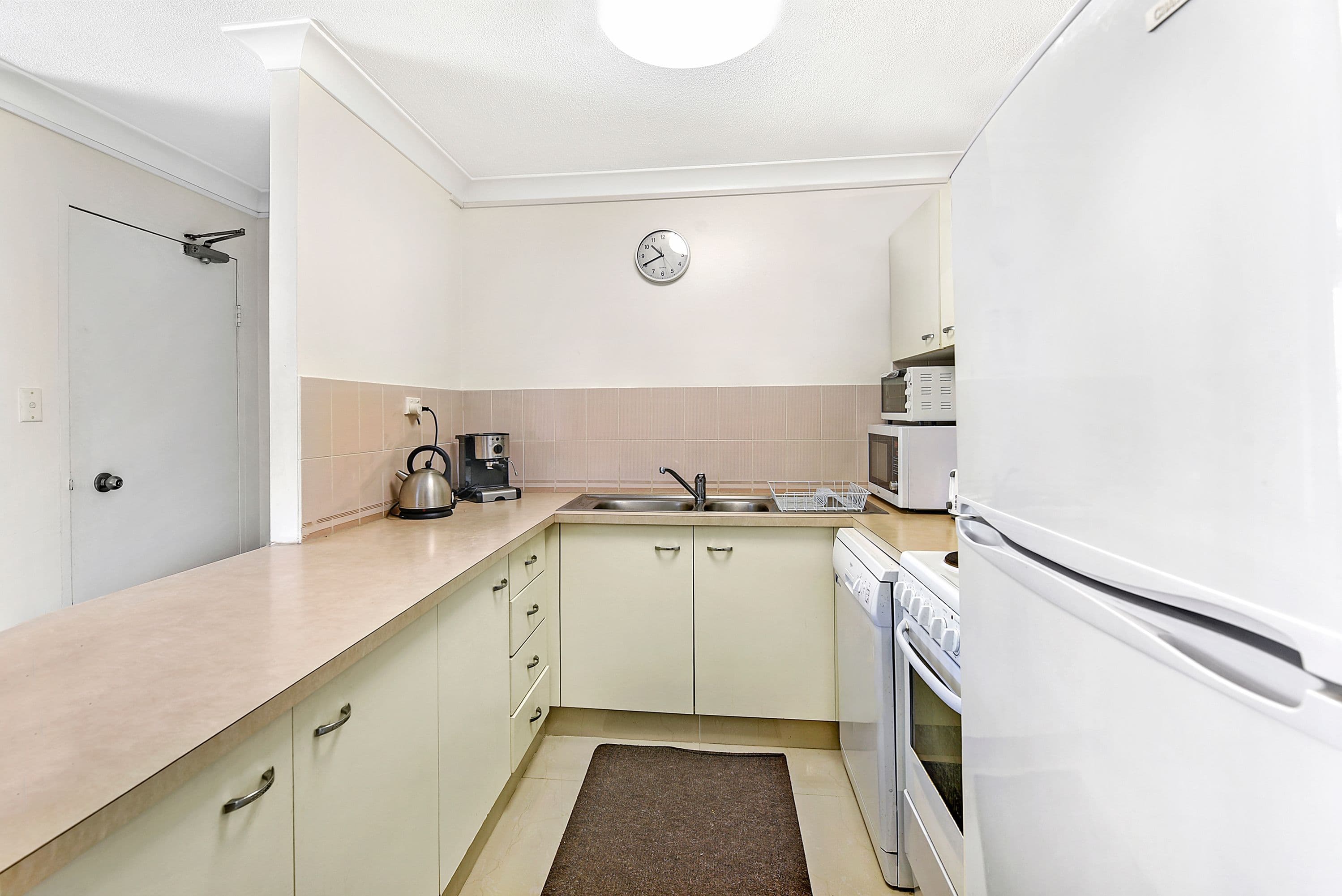 27 Peninsular Drive, Surfers Paradise QLD 4217, Surfers Paradise - Thumbnail 4