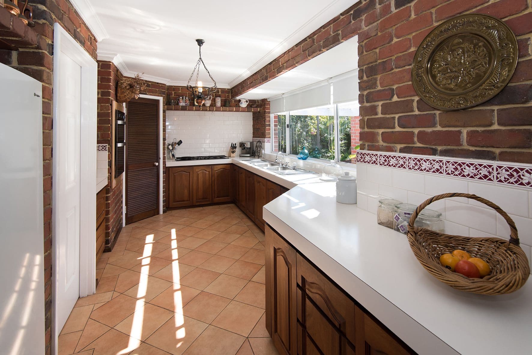 6 Sheoak Close, Beechboro WA 6063, Beechboro - Thumbnail 2