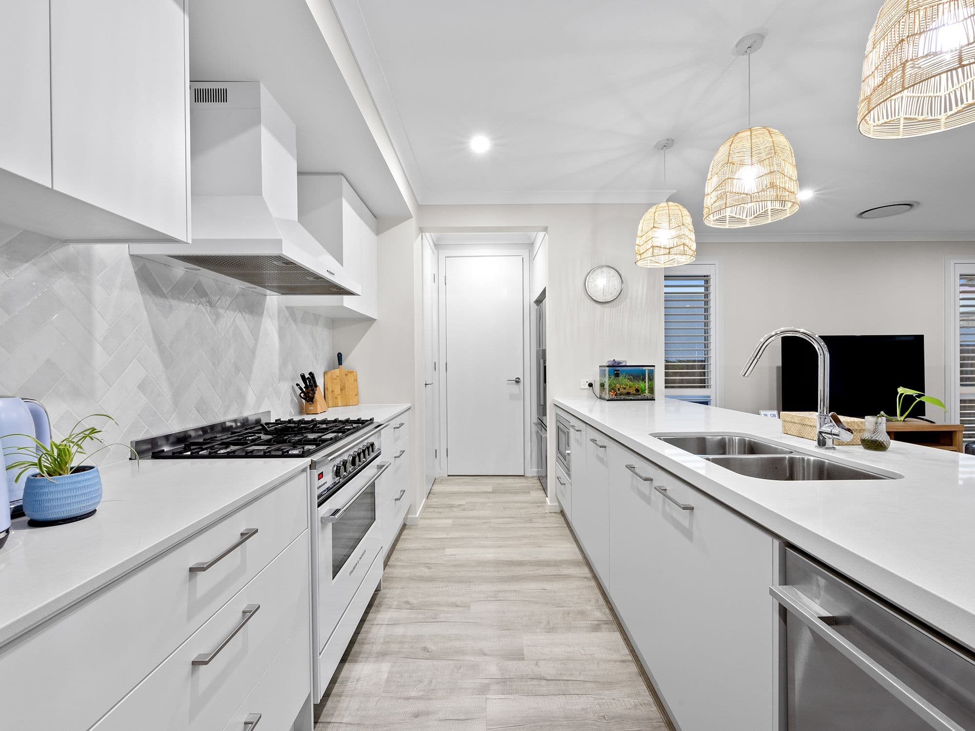 11 Derwent Street, South Ripley QLD 4306, South Ripley - Thumbnail 4