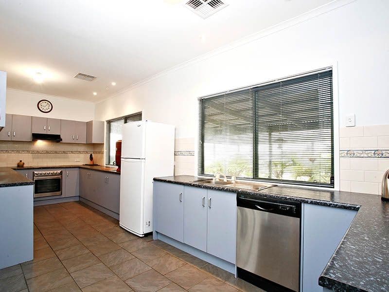 16 Golding Street, GOOLWA BEACH SA 5214, Goolwa Beach - Thumbnail 3