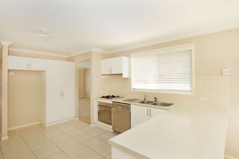 17 Churchill Street, BATEAU BAY NSW 2261, Bateau Bay - Thumbnail 2