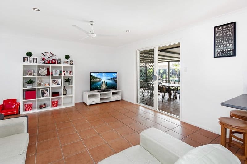 15 Beaverbrook Circuit, SIPPY DOWNS QLD 4556, Sippy Downs - Thumbnail 6