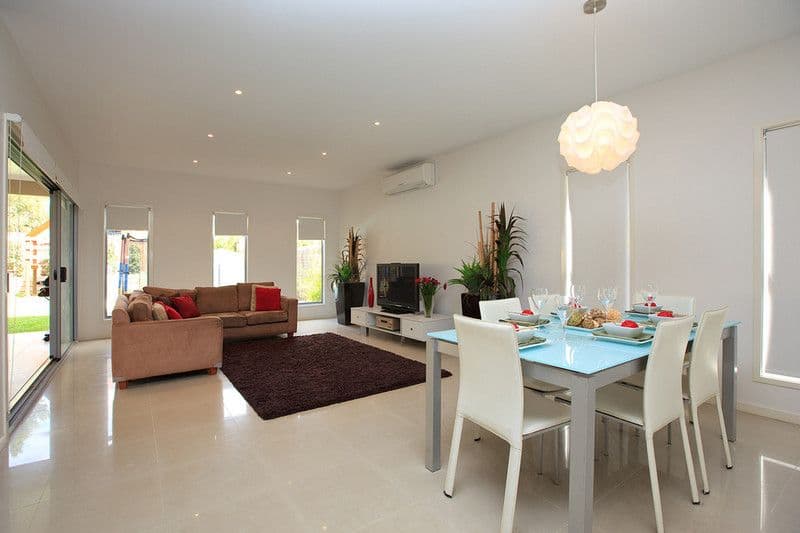 63 Beauvardia Street, CANNON HILL QLD 4170, Cannon Hill - Thumbnail 4