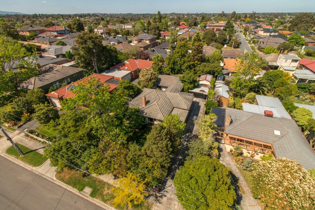 26 Amelia Crescent, Doncaster East VIC 3109, Doncaster East - Thumbnail 3