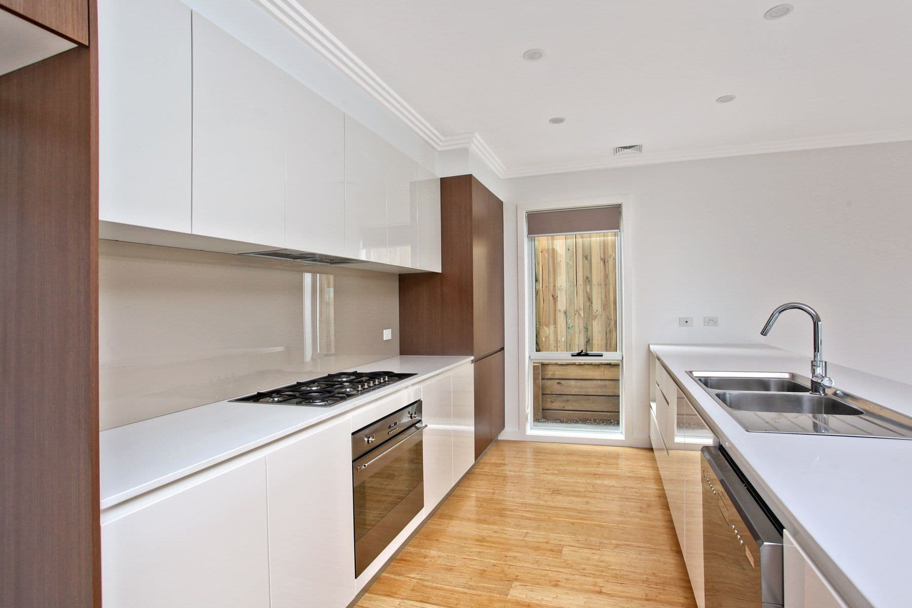 4 Redbourne Grange, Beaumont Hills NSW 2155, Beaumont Hills - Thumbnail 2