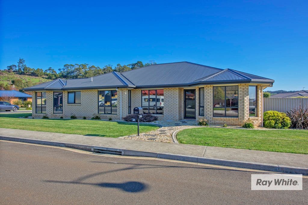16 Waterford Drive, Sulphur Creek TAS 7316, Sulphur Creek - Image 1