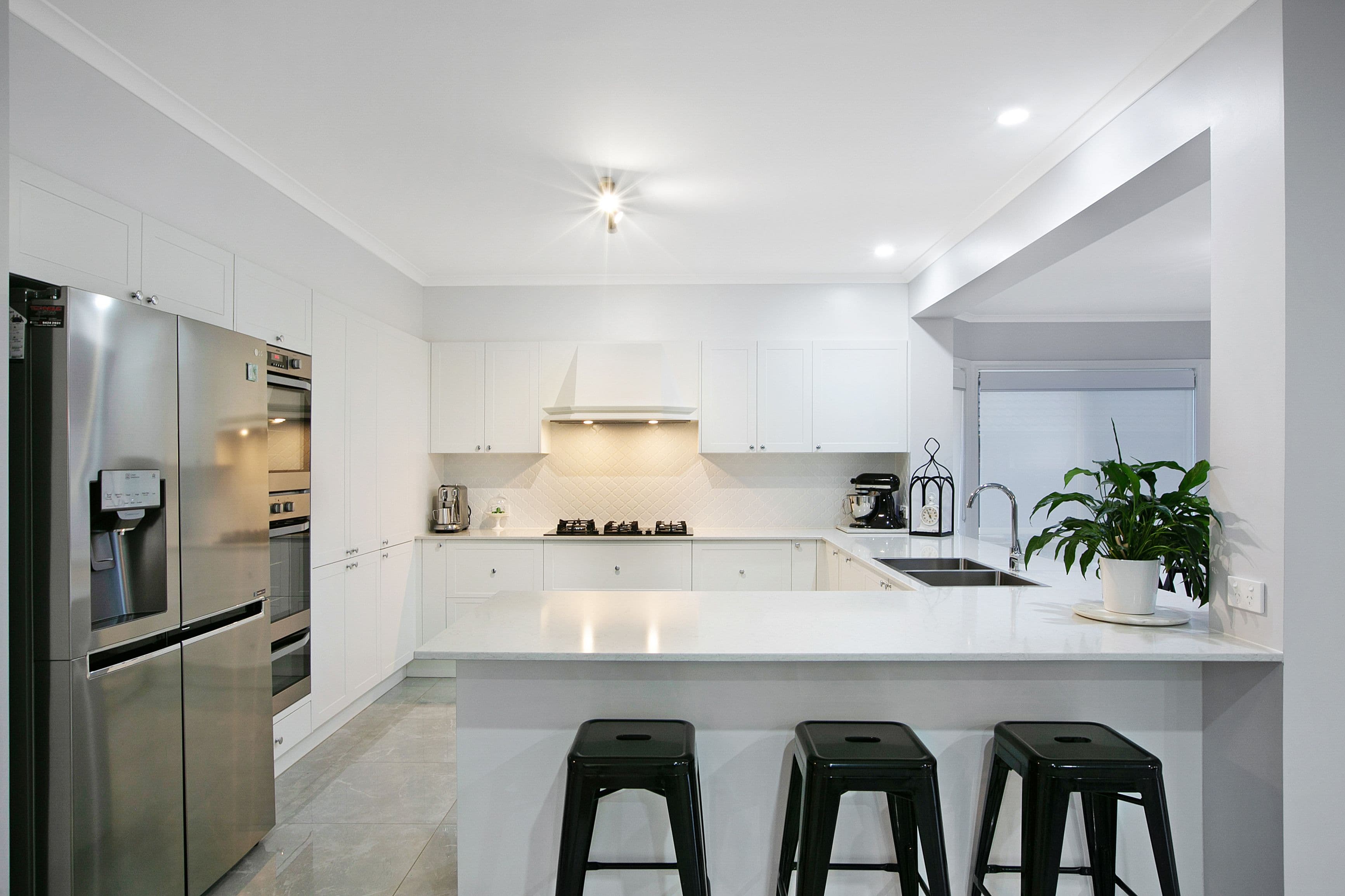 14 St Georges Court, Greensborough VIC 3088, Greensborough - Thumbnail 2